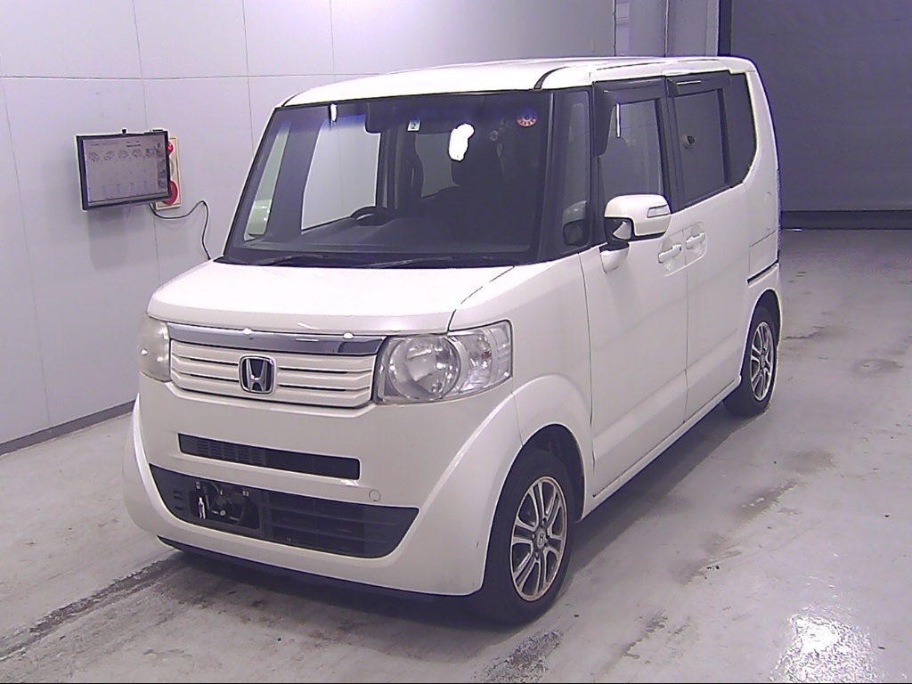 HONDA N-BOX