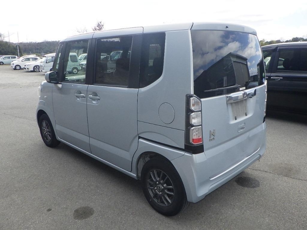 HONDA N-BOX