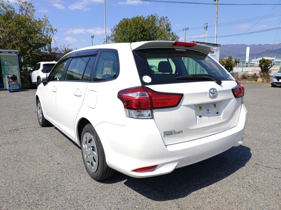 TOYOTA COROLLA FIELDER