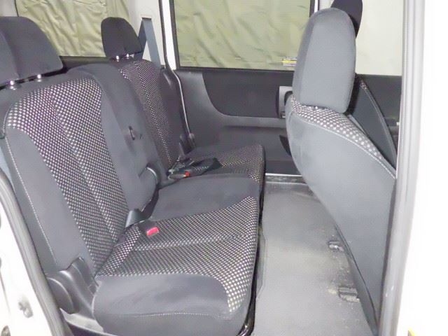 NISSAN LAFESTA