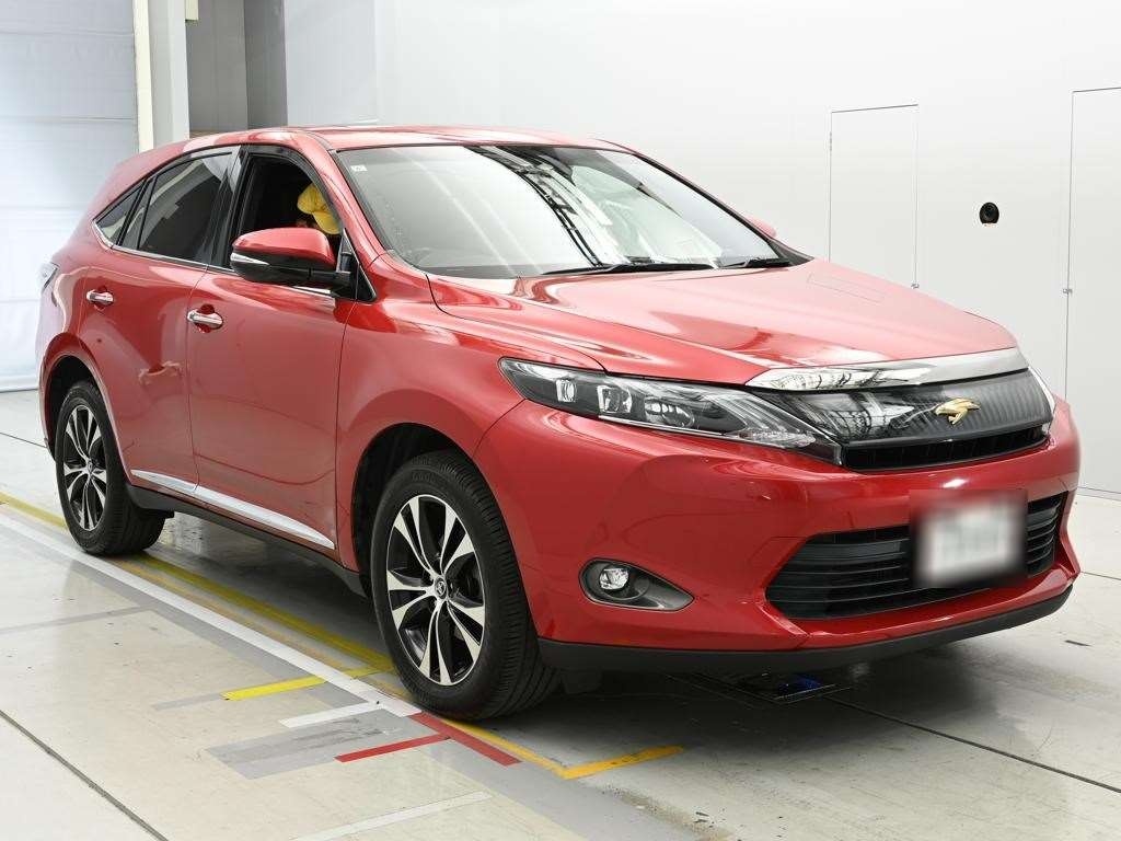 TOYOTA HARRIER