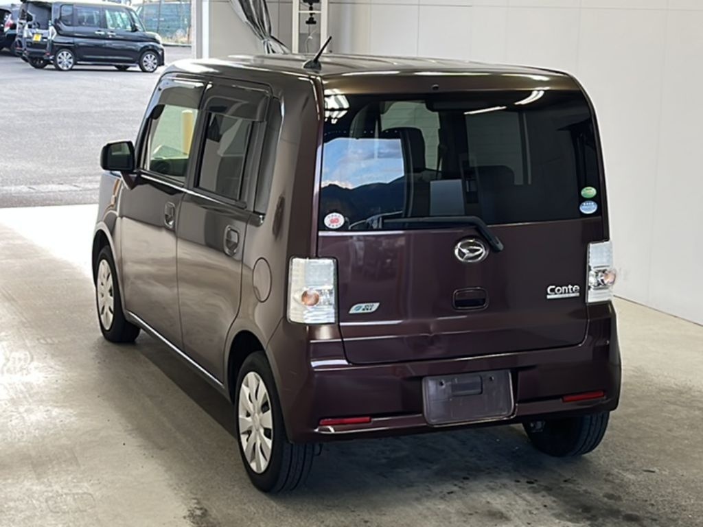 DAIHATSU MOVE CONTE