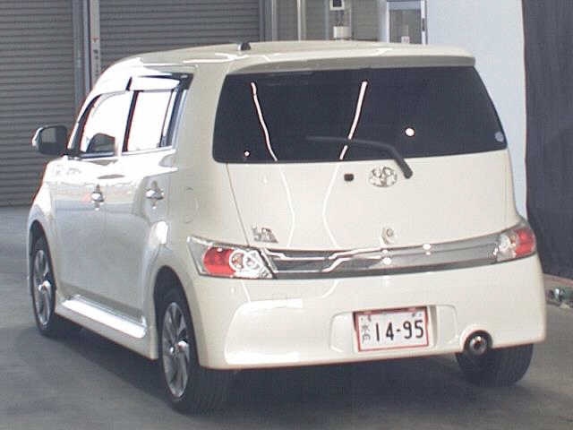 TOYOTA BB