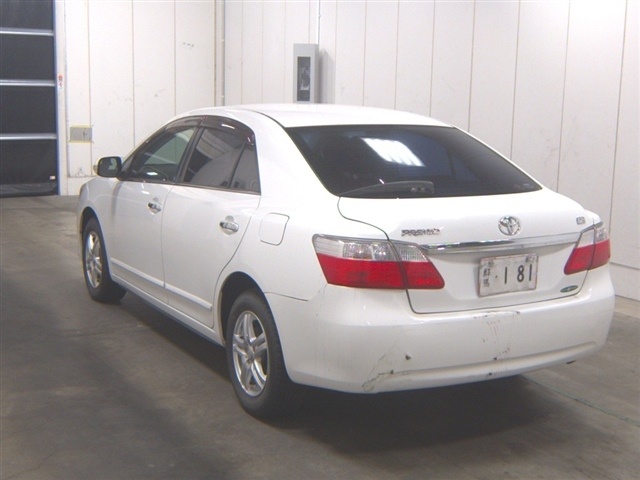 TOYOTA PREMIO