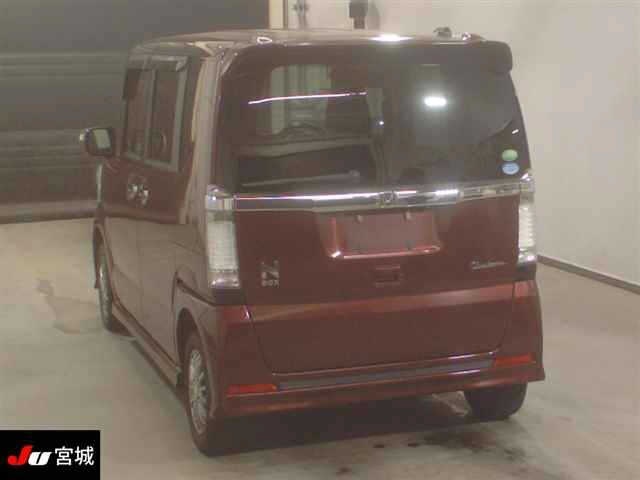 HONDA N-BOX