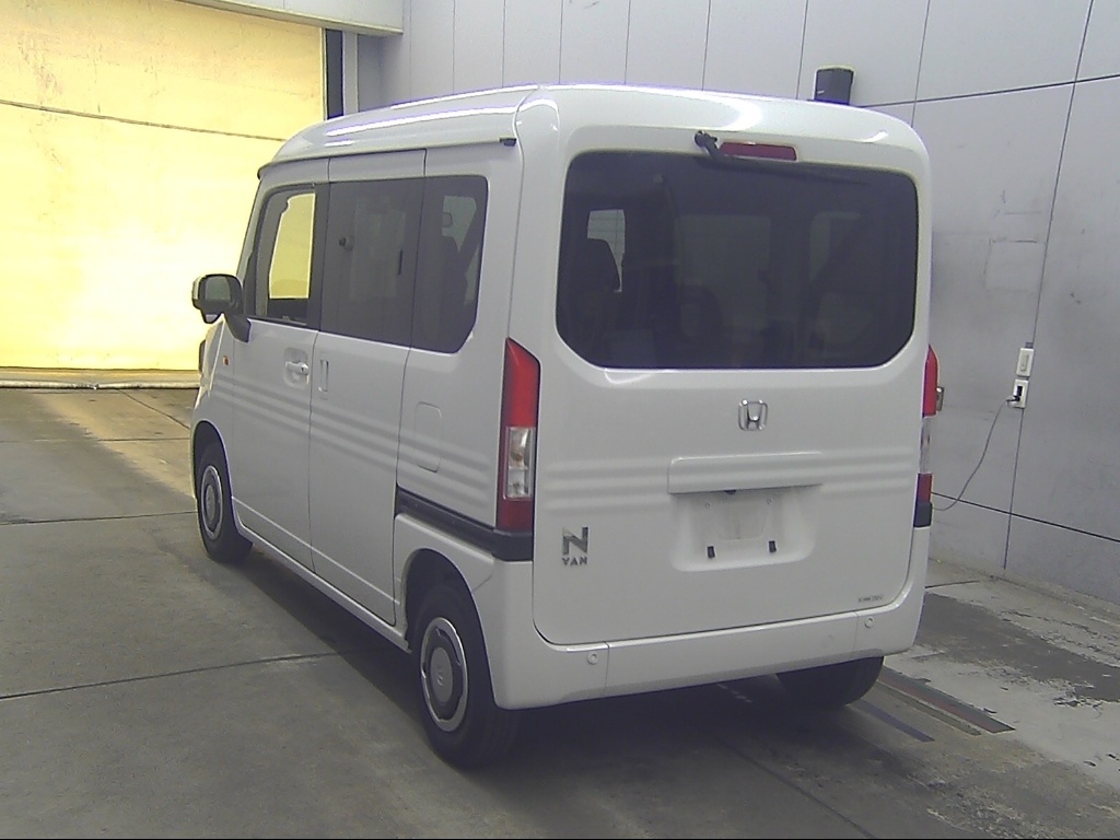 HONDA N-VAN