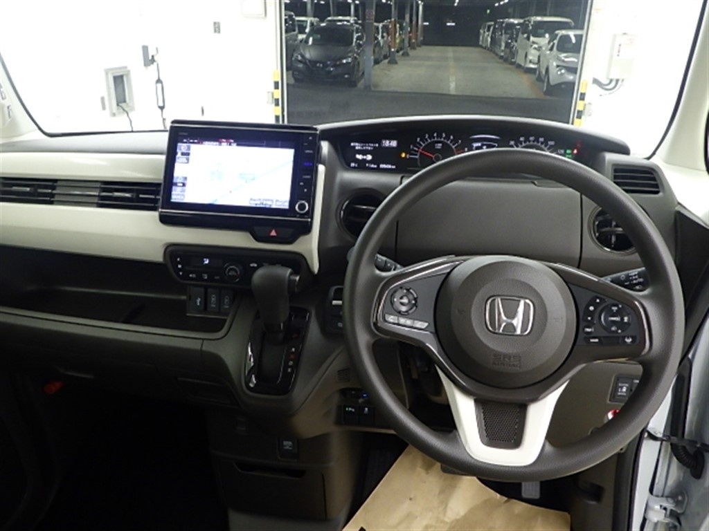 HONDA N-BOX