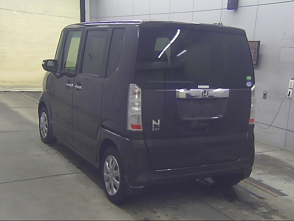 HONDA N-BOX