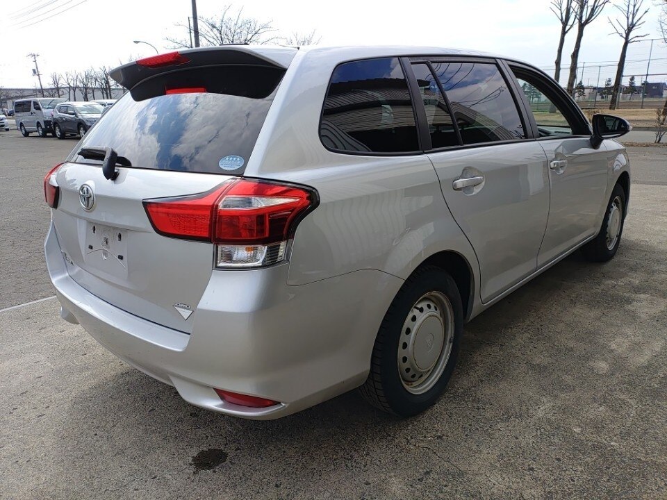 TOYOTA COROLLA FIELDER