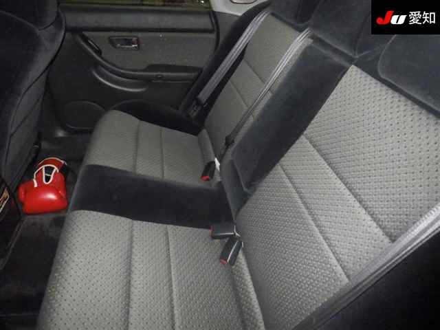 SUBARU LEGACY B4