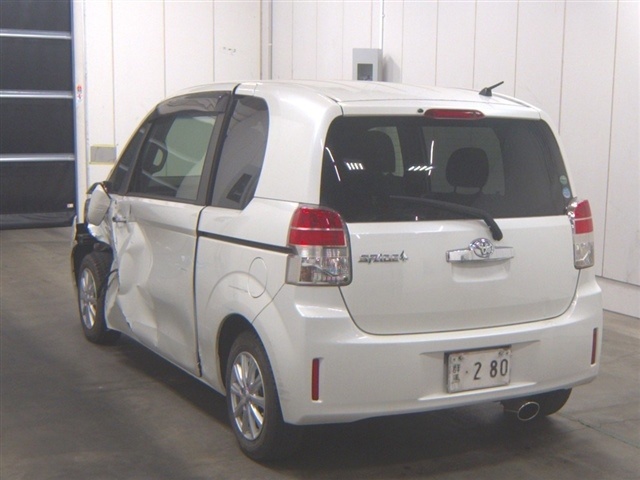TOYOTA SPADE