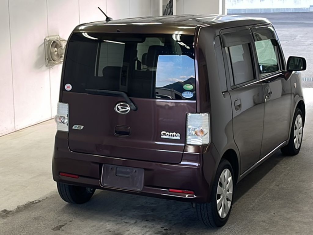DAIHATSU MOVE CONTE