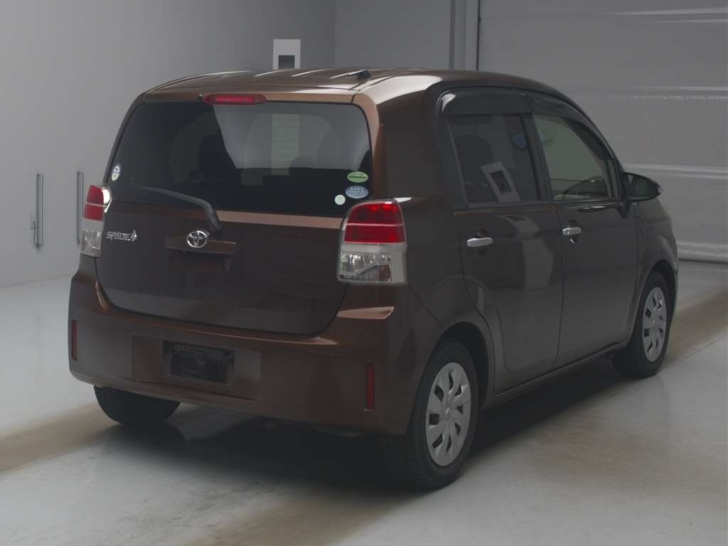 TOYOTA SPADE