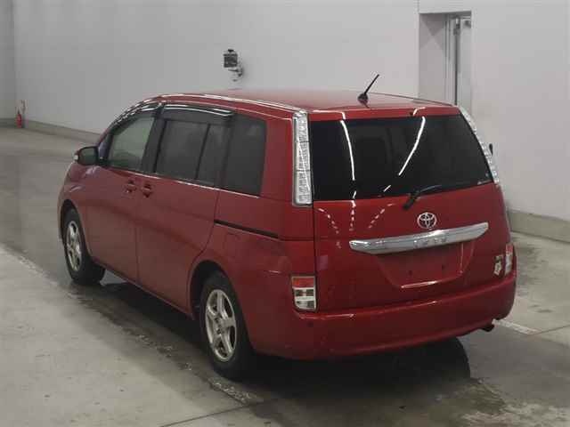 TOYOTA ISIS