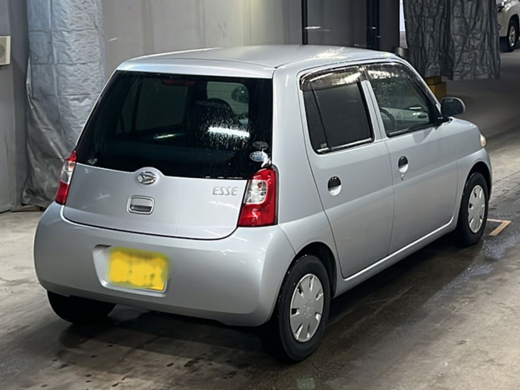 DAIHATSU ESSE