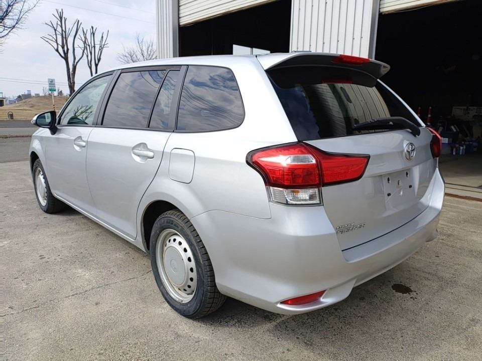 TOYOTA COROLLA FIELDER