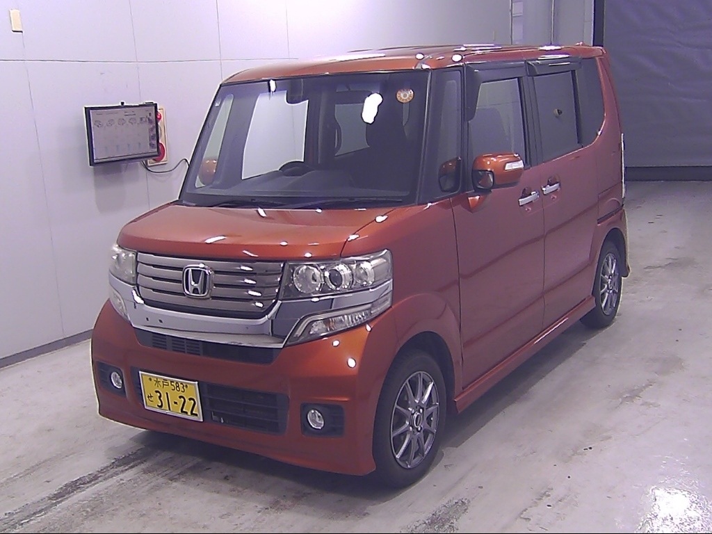 HONDA N-BOX