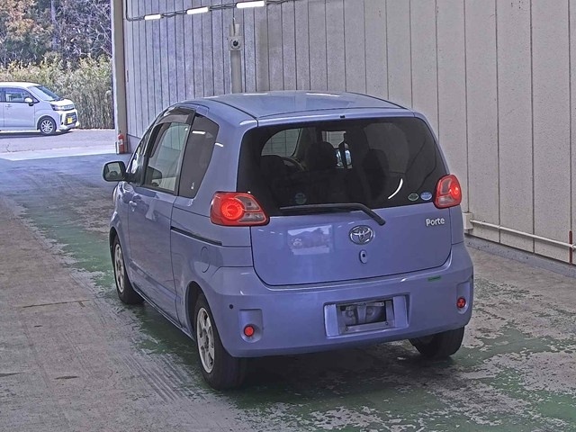 TOYOTA PORTE