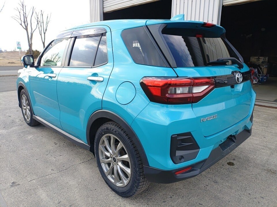 TOYOTA RAIZE
