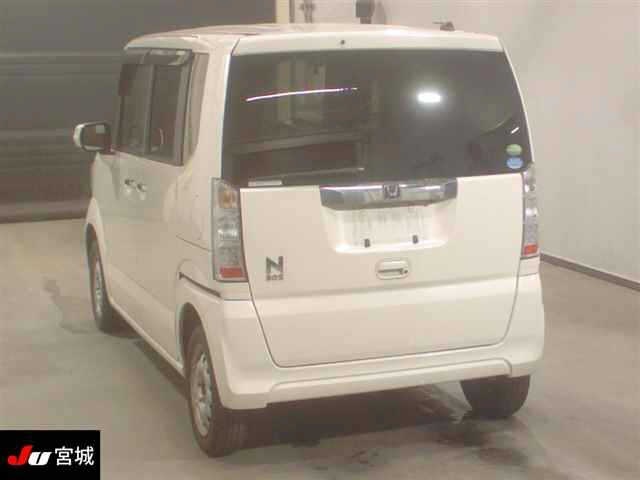 HONDA N-BOX