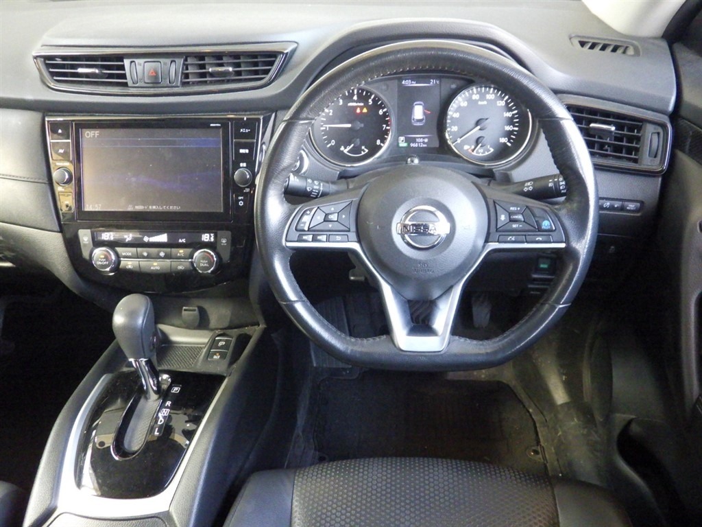 NISSAN X-TRAIL