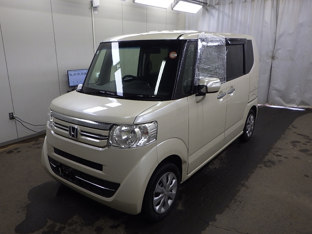 HONDA N-BOX