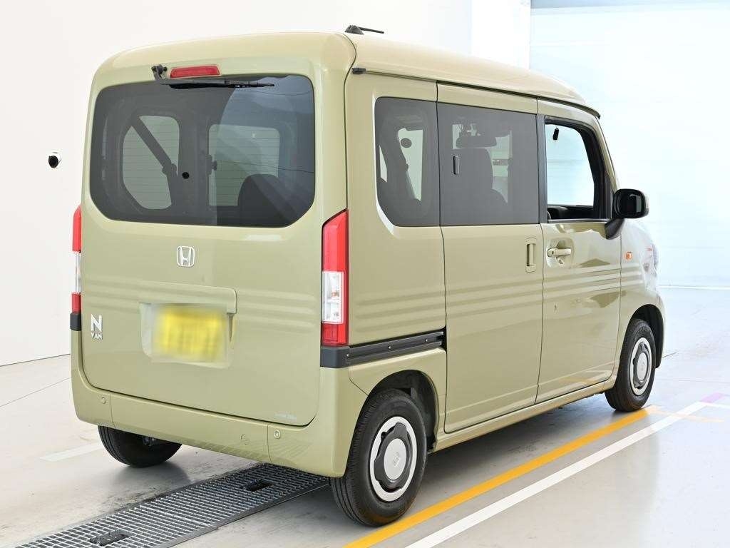HONDA N-VAN