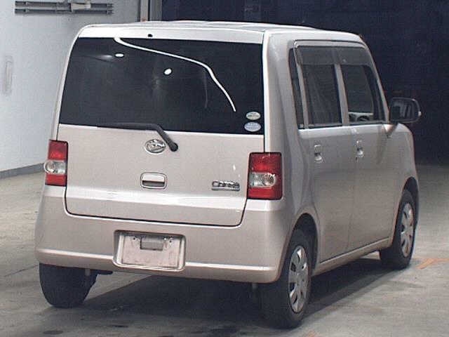 DAIHATSU MOVE CONTE