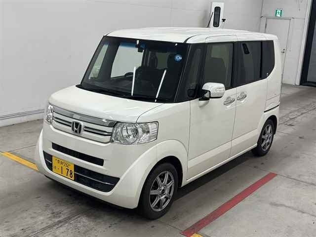 HONDA N-BOX