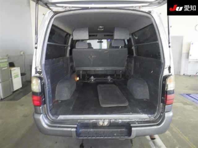 TOYOTA REGIUS ACE
