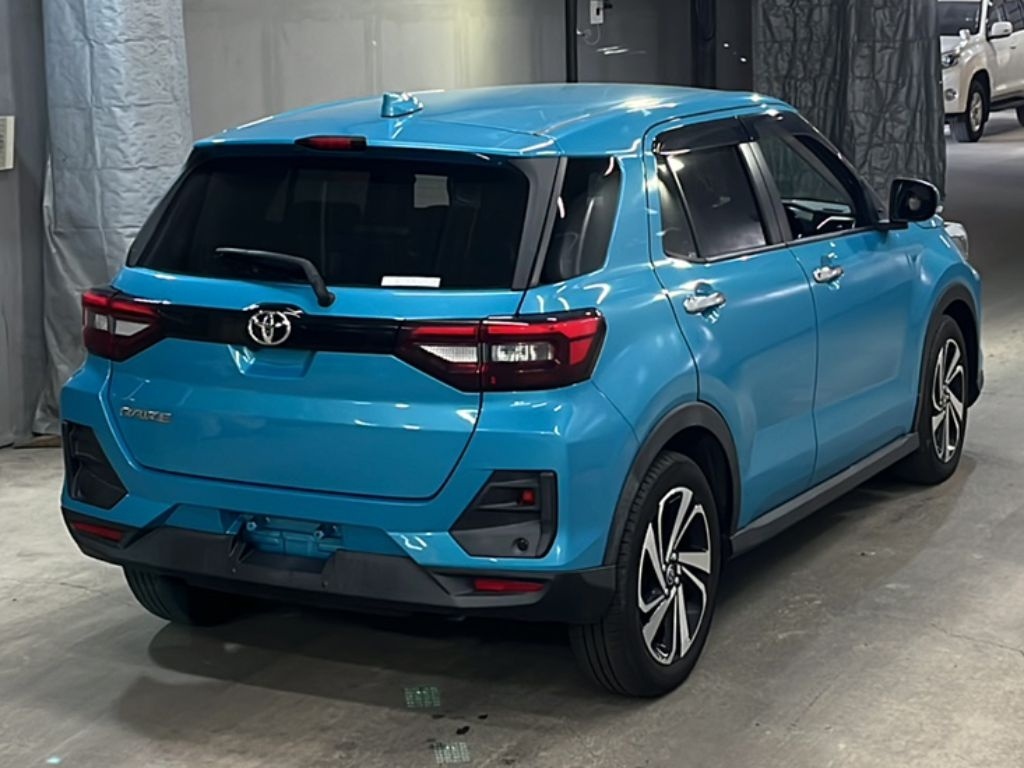 TOYOTA RAIZE