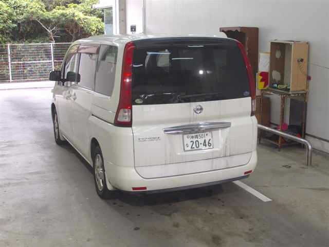 NISSAN SERENA
