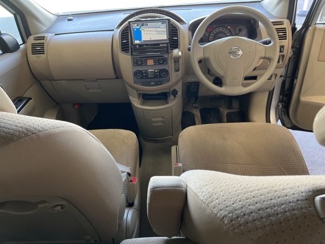 NISSAN LAFESTA