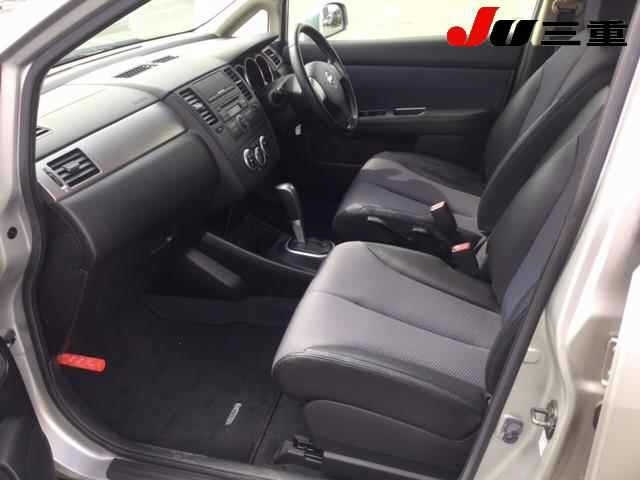 NISSAN TIIDA