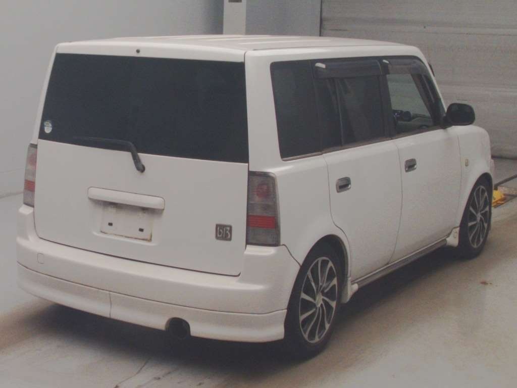 TOYOTA BB