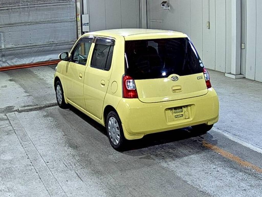 DAIHATSU ESSE