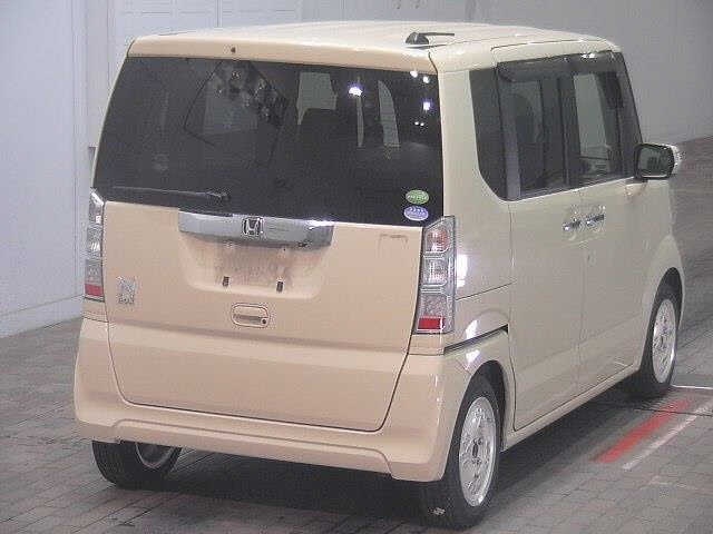 HONDA N-BOX