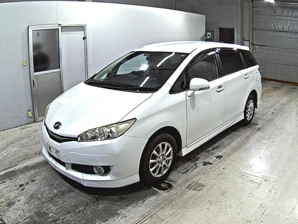 TOYOTA WISH