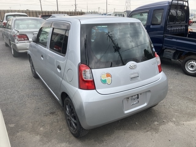 DAIHATSU ESSE