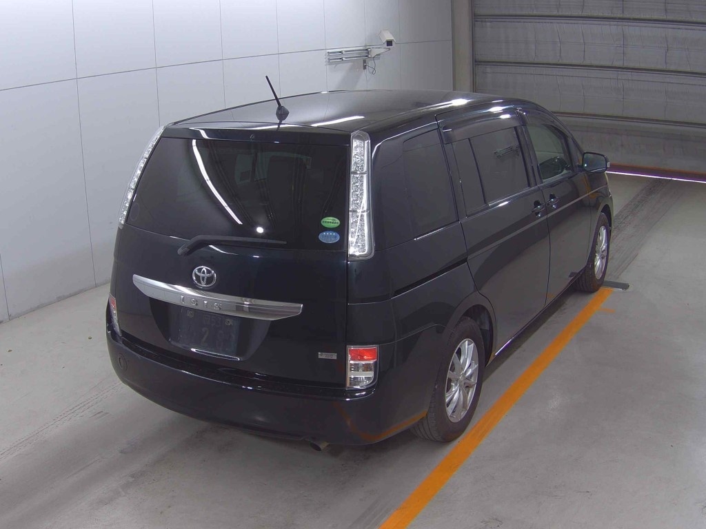 TOYOTA ISIS