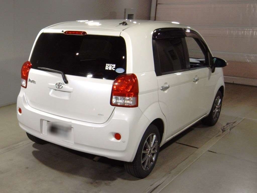 TOYOTA PORTE
