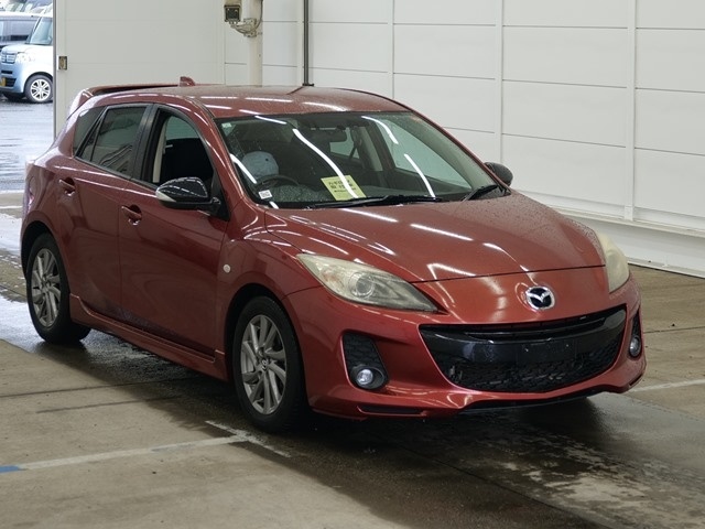 MAZDA AXELA
