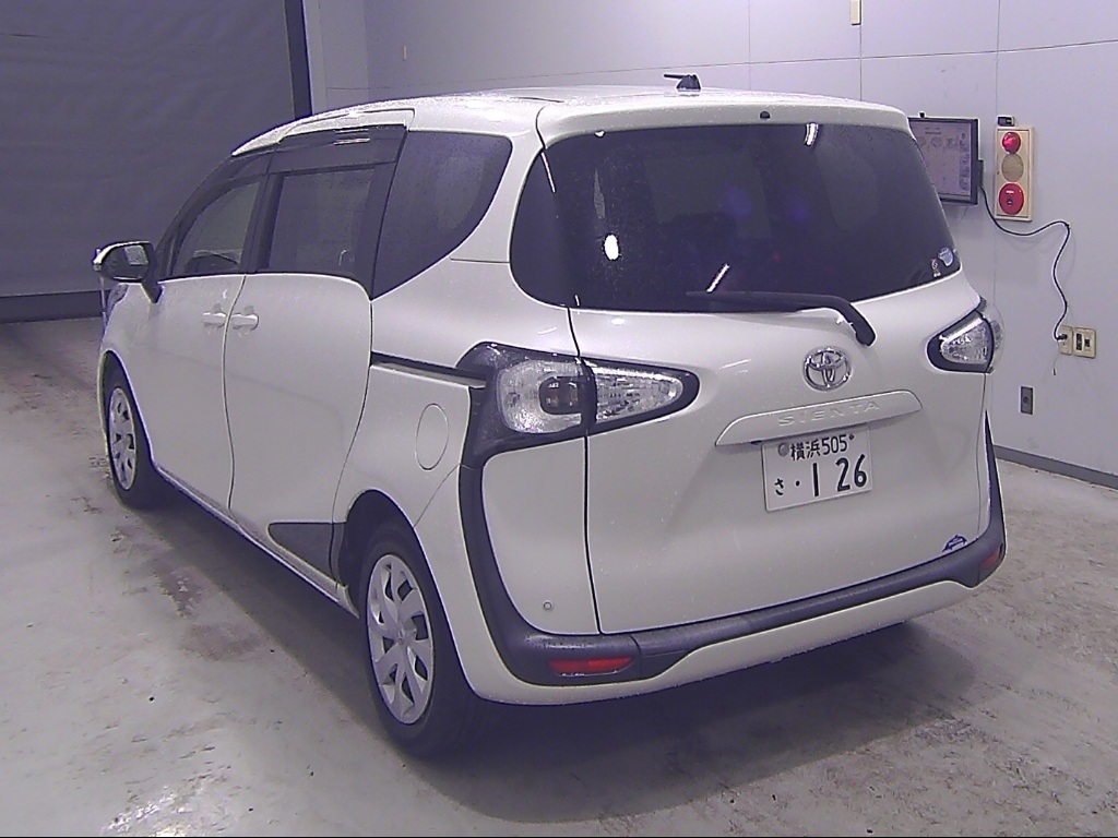 TOYOTA SIENTA