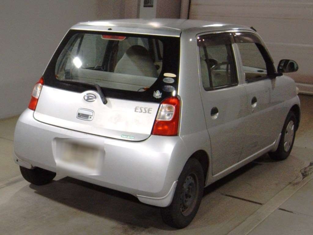 DAIHATSU ESSE