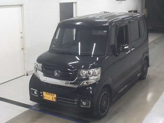 HONDA N-BOX