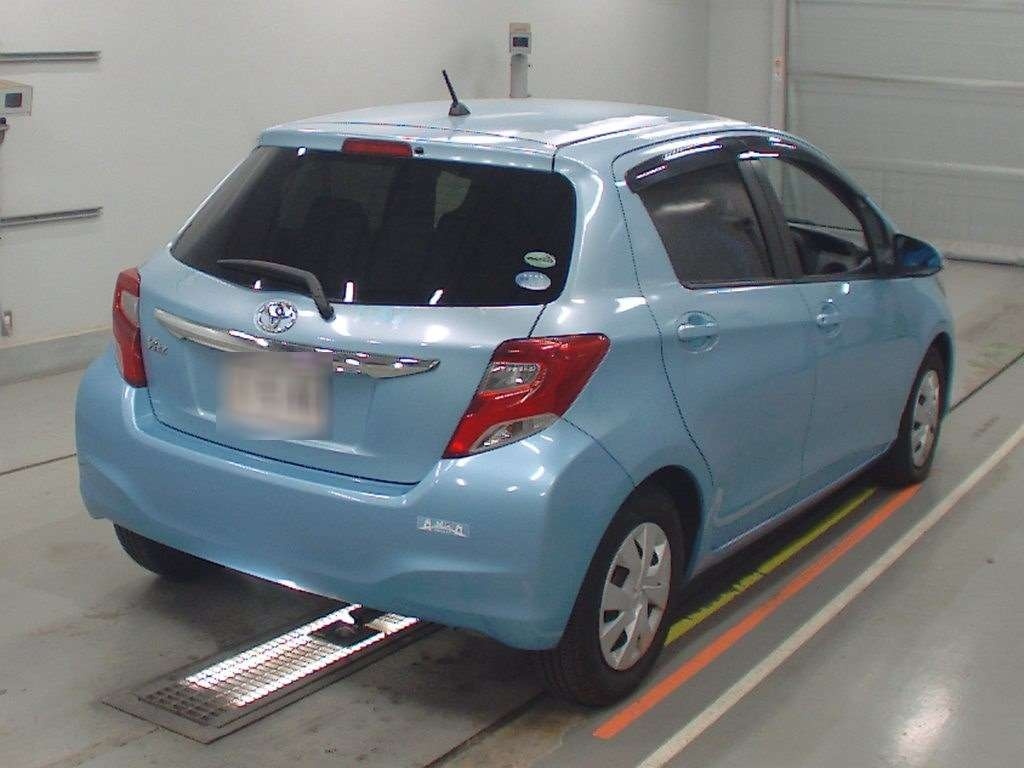 TOYOTA VITZ