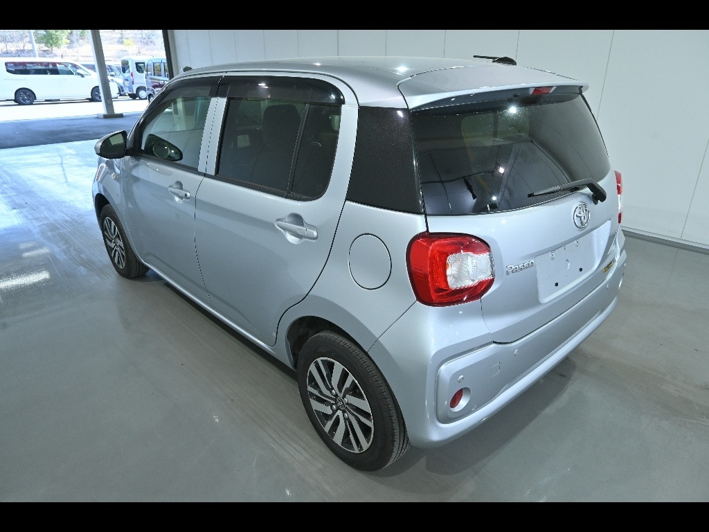 TOYOTA PASSO
