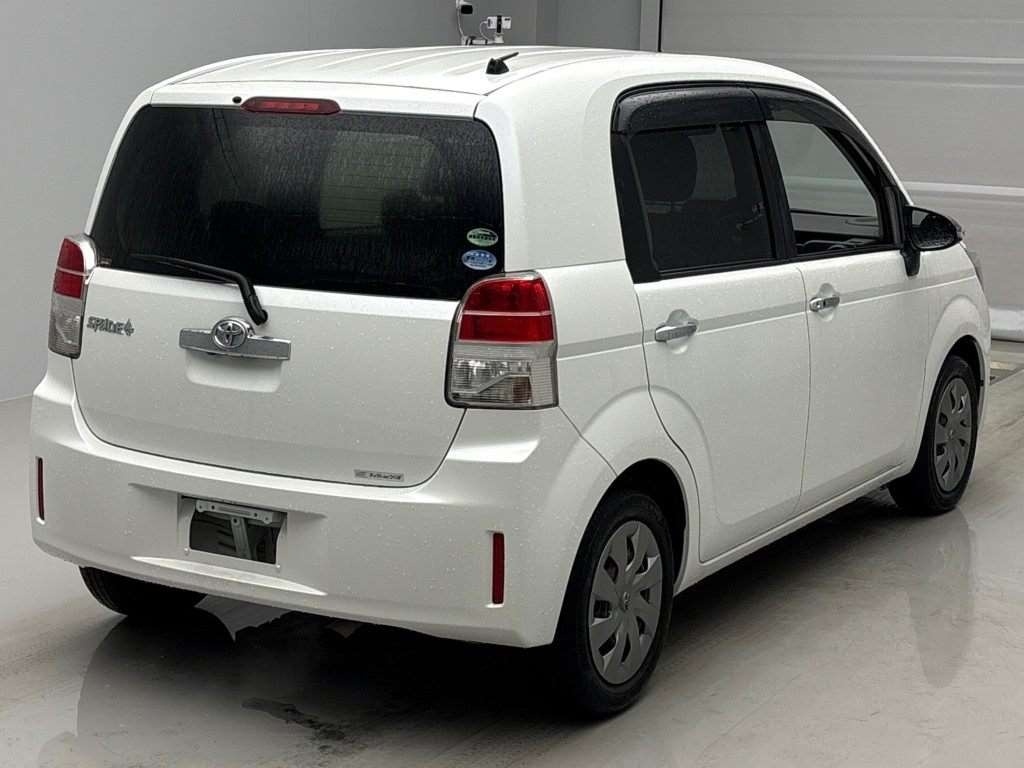 TOYOTA SPADE