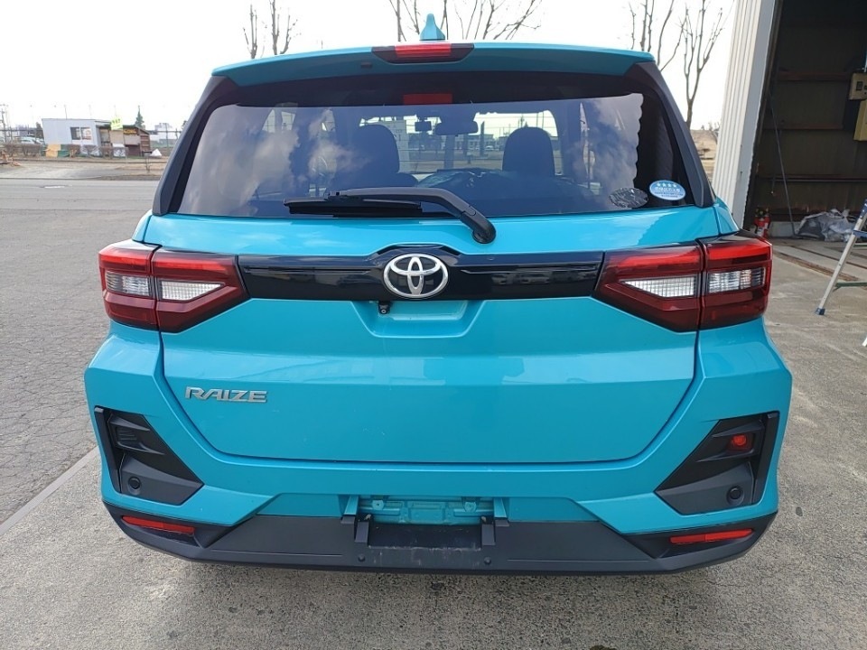 TOYOTA RAIZE