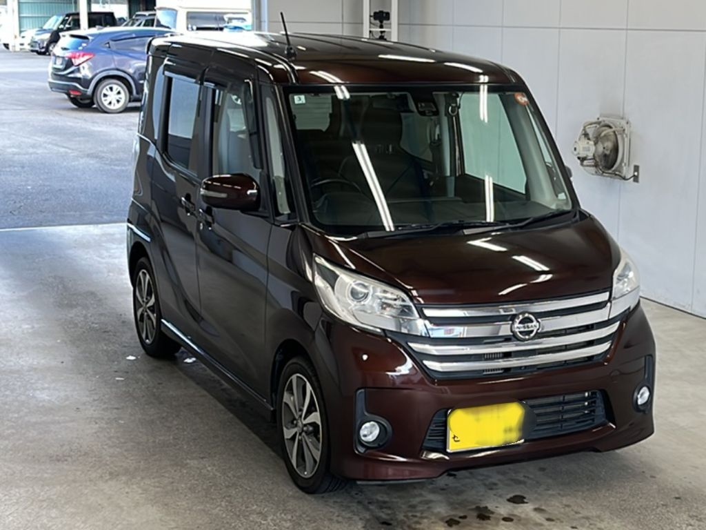 NISSAN DAYZ ROOX
